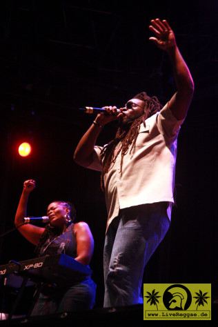 Morgan Heritage (Jam) 14. Chiemsee Reggae Festival, Übersee - Mainstage 24. August 2008 (12).jpg